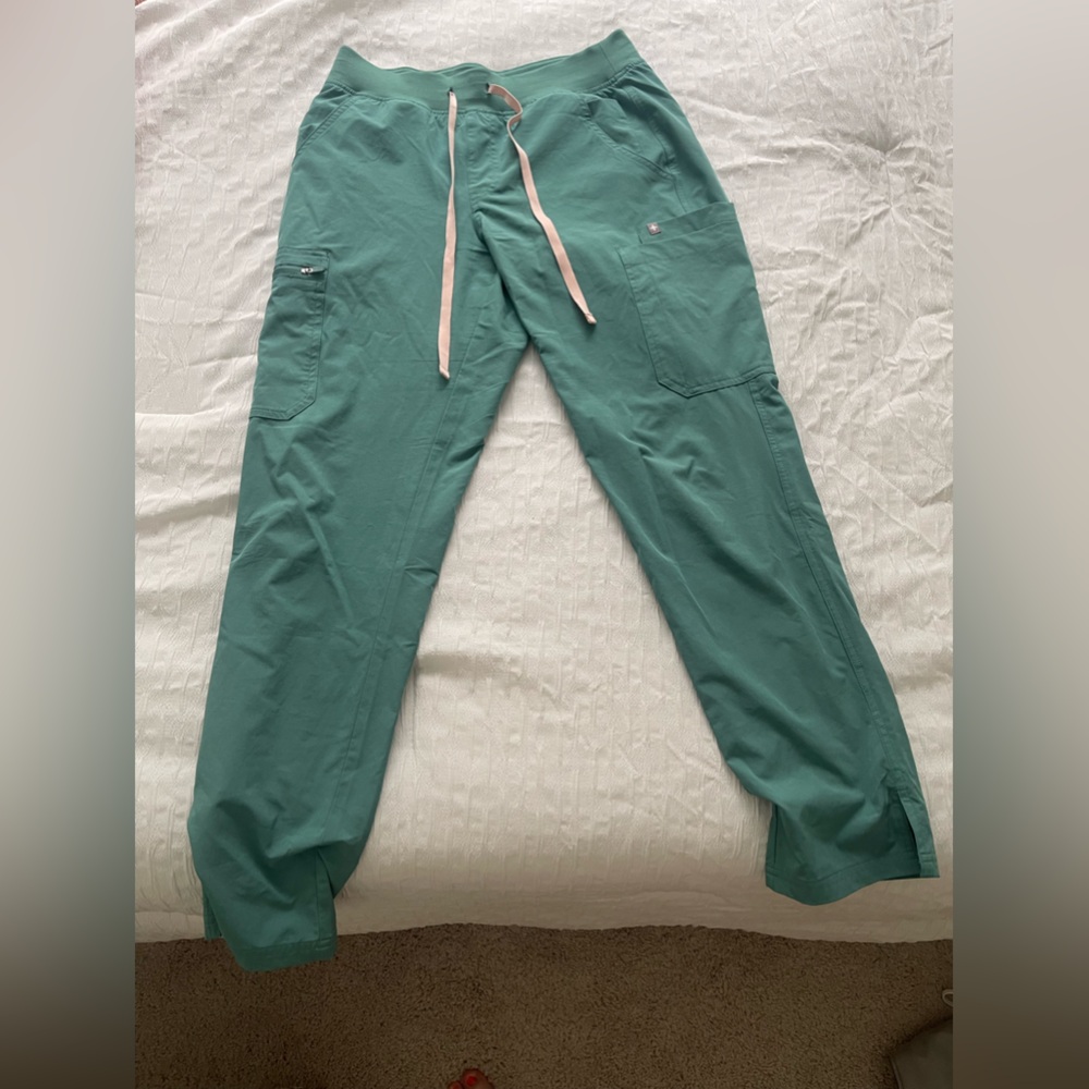 Women’s eucalyptus FREEx lined Yola Skinny scrub pants 2.0